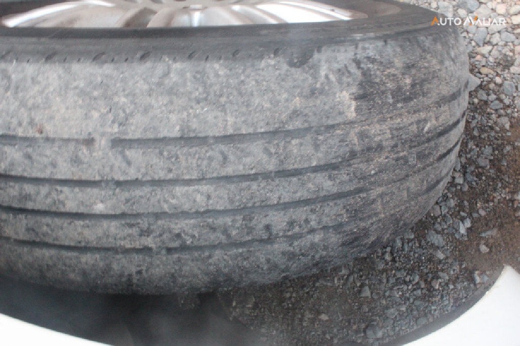 FIAT LINEA 1.8 ESSENCE 16V FLEX 4P MANUAL