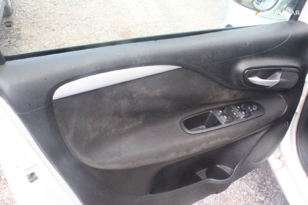 FIAT LINEA 1.8 ESSENCE 16V FLEX 4P MANUAL