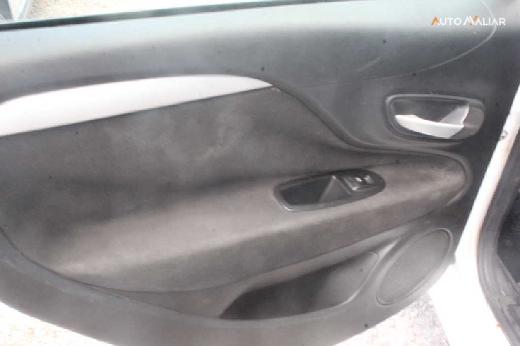 FIAT LINEA 1.8 ESSENCE 16V FLEX 4P MANUAL