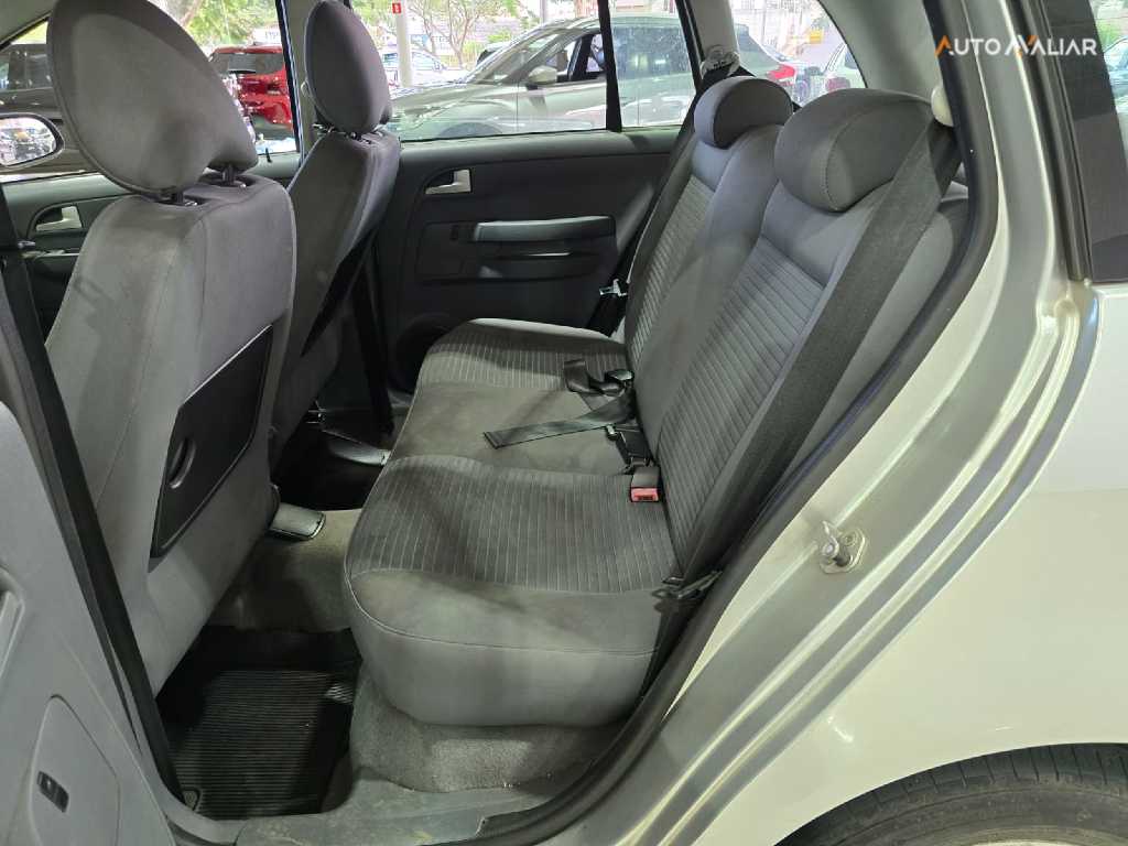 VOLKSWAGEN SPACEFOX 1.6 MI SPORTLINE 8V FLEX 4P MANUAL