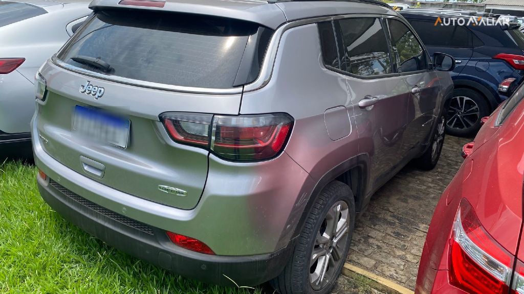 JEEP COMPASS 1.3 T270 TURBO FLEX LONGITUDE AT6