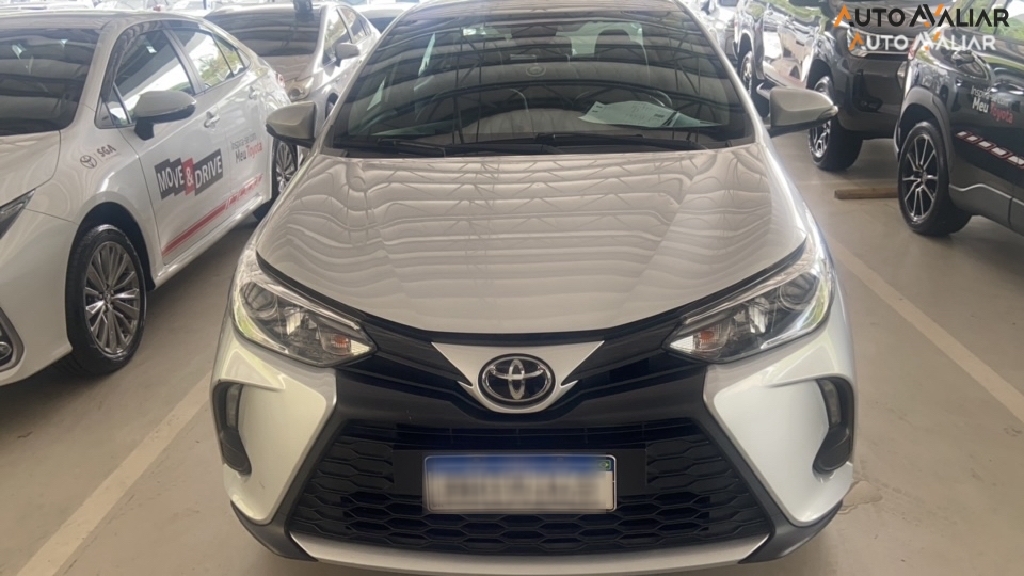 TOYOTA YARIS YARIS XS Sedan 1.5 Flex 16V 4p Aut.