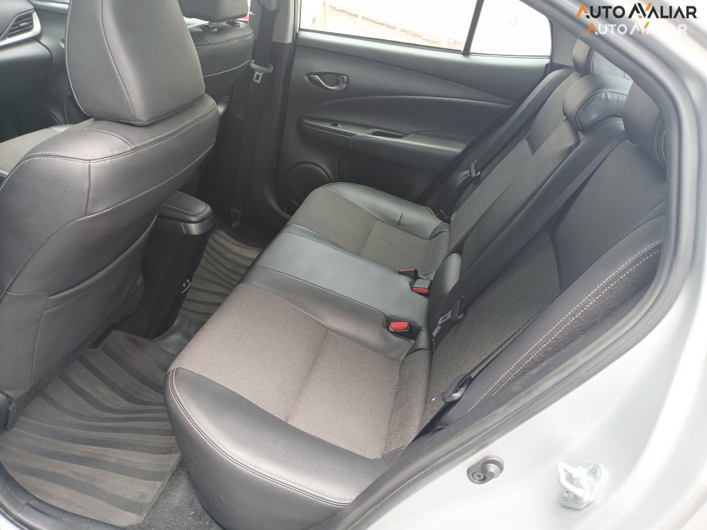 TOYOTA YARIS YARIS XS Sedan 1.5 Flex 16V 4p Aut.