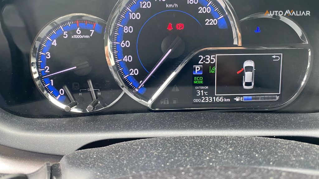 TOYOTA YARIS YARIS XS Sedan 1.5 Flex 16V 4p Aut.