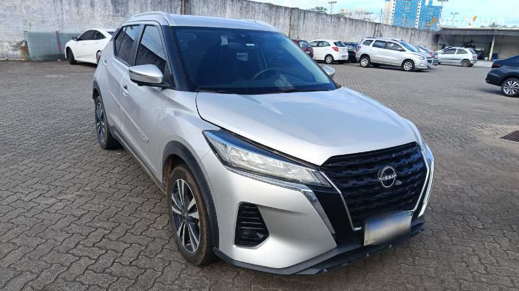 NISSAN KICKS 1.6 EXCLUSIVE 16V FLEX AUT.