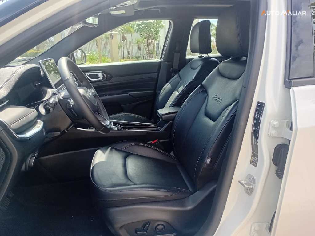 JEEP COMPASS 2.0 HURRICANE 4 TURBO GASOLINA OVERLAND AT9