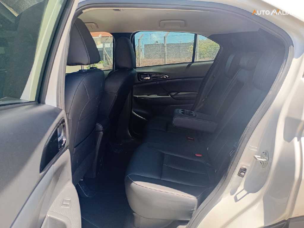 MITSUBISHI ECLIPSE CROSS 1.5 MIVEC TURBO GASOLINA HPE CVT