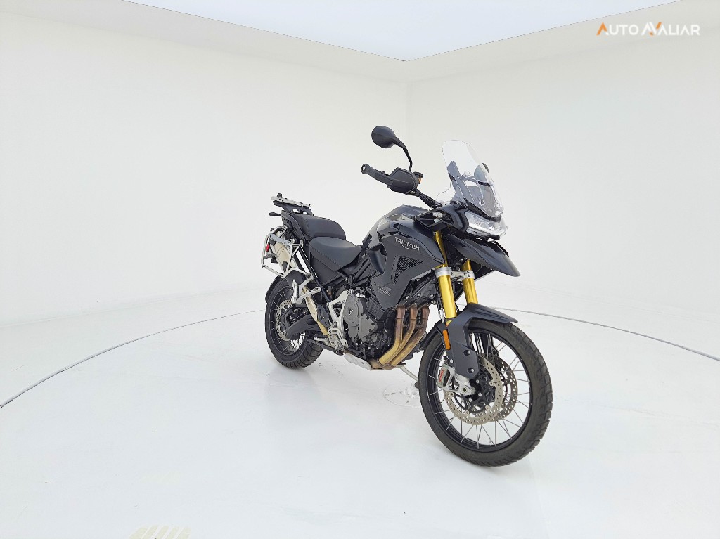 TRIUMPH TIGER 1200 RALLY EXPLORER