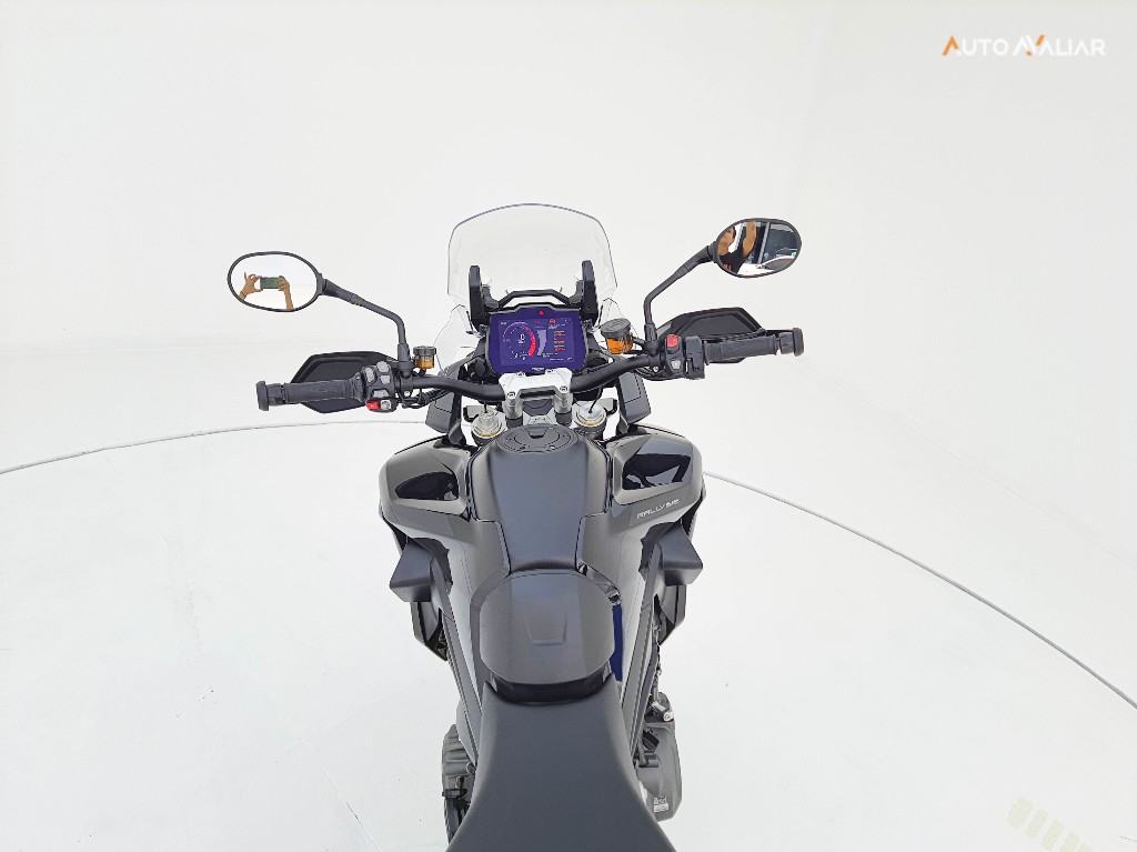 TRIUMPH TIGER 1200 RALLY EXPLORER