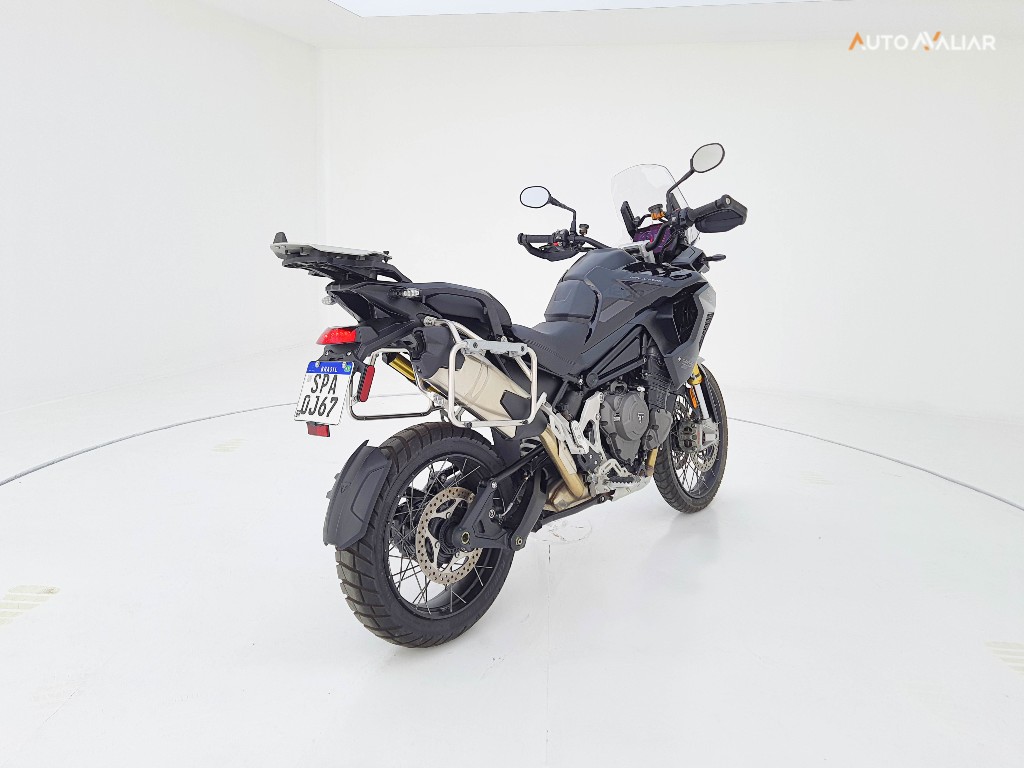 TRIUMPH TIGER 1200 RALLY EXPLORER