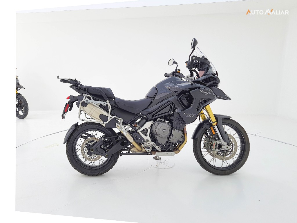 TRIUMPH TIGER 1200 RALLY EXPLORER