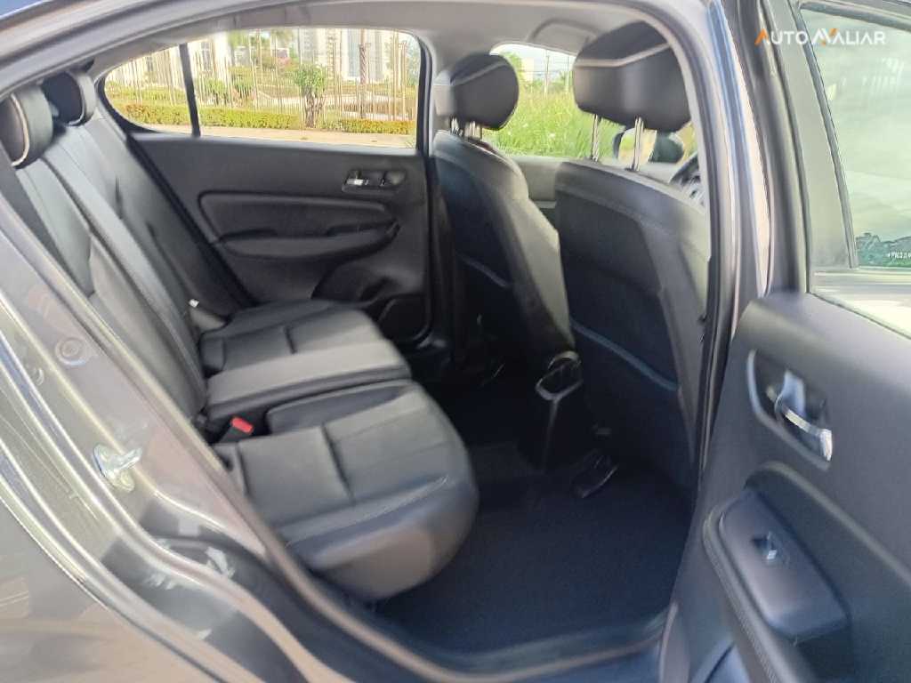 HONDA CITY 1.5 I-VTEC FLEX HATCH EXL CVT