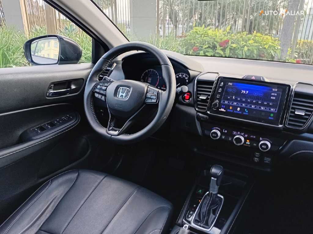 HONDA CITY 1.5 I-VTEC FLEX HATCH EXL CVT