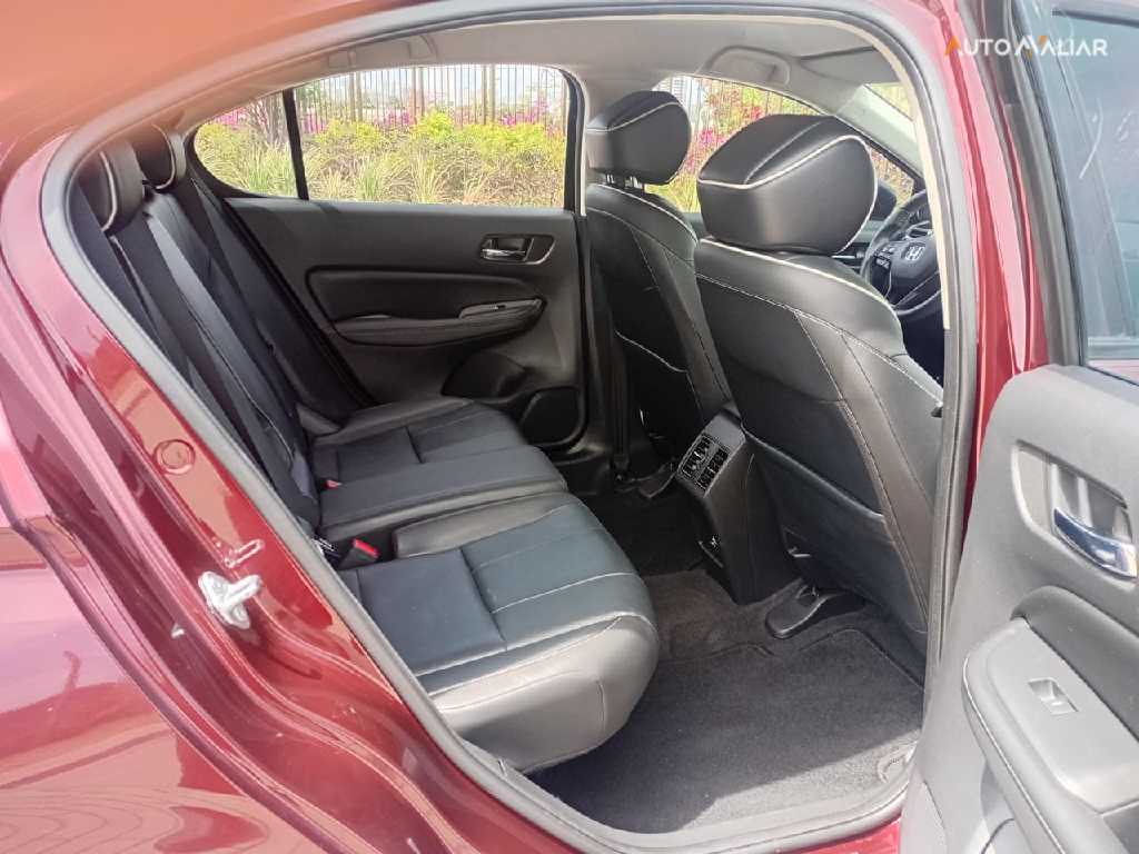 HONDA CITY 1.5 I-VTEC FLEX HATCH TOURING CVT