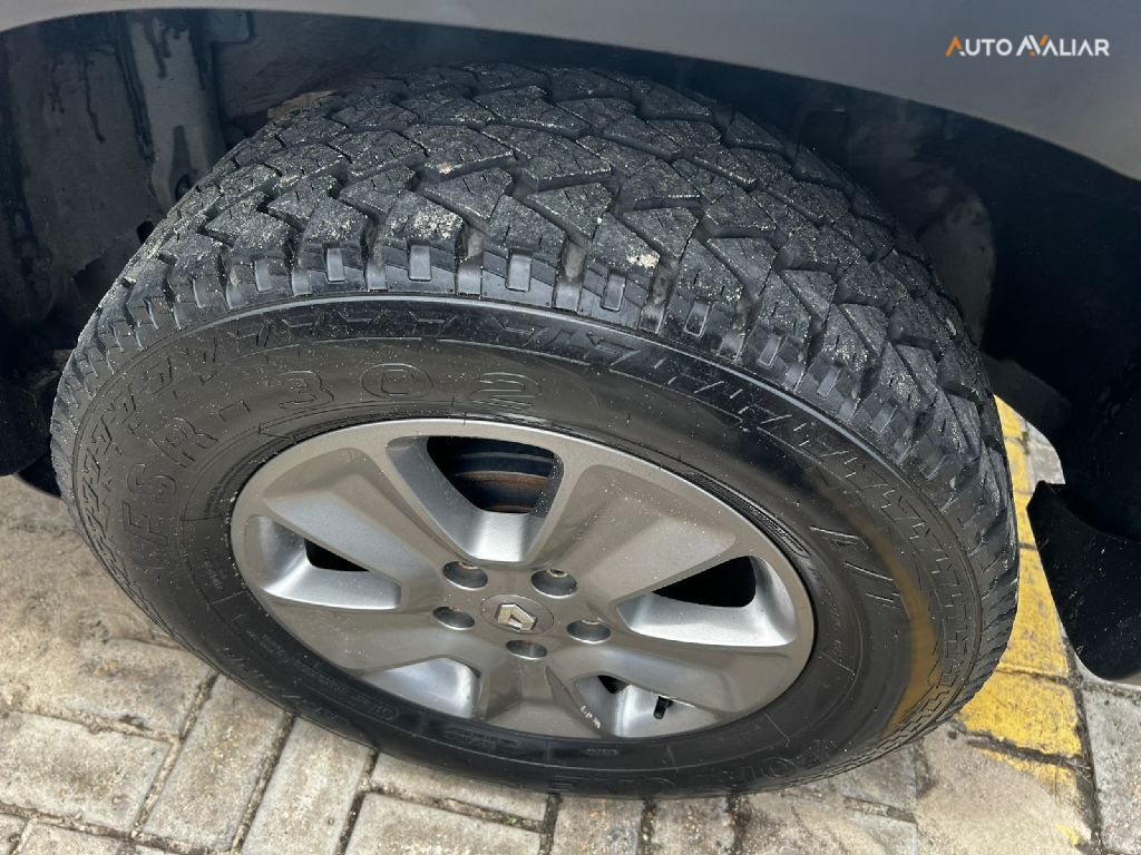 RENAULT DUSTER 1.6 16V SCE FLEX EXPRESSION X-TRONIC