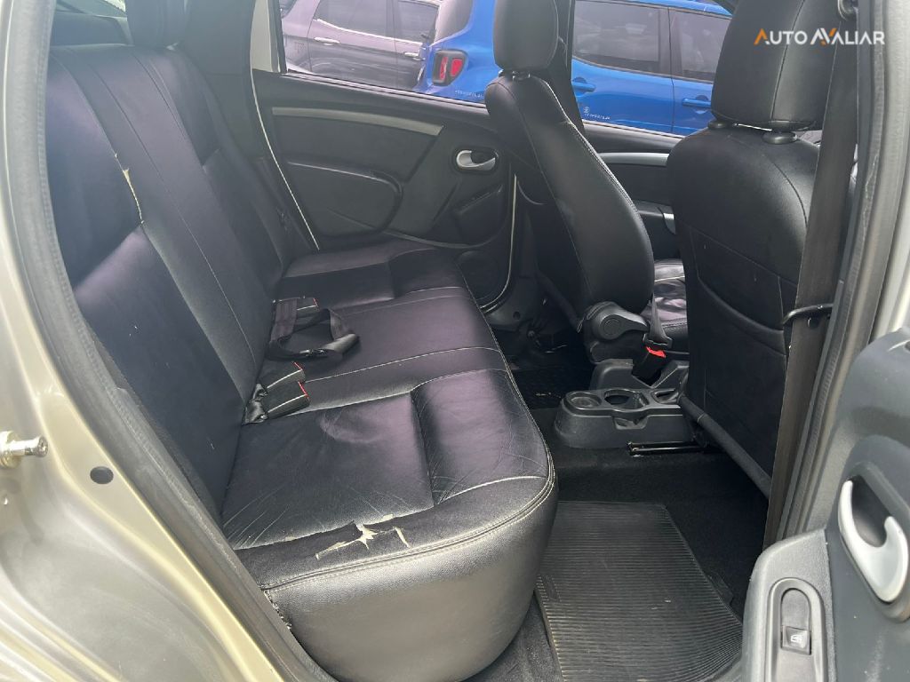 RENAULT DUSTER 1.6 16V SCE FLEX EXPRESSION X-TRONIC