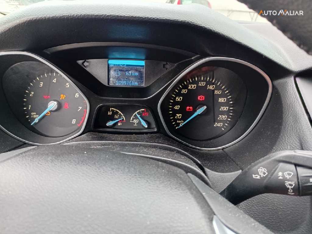 FORD FOCUS 2.0 SE SEDAN 16V FLEX 4P AUTOMATICO