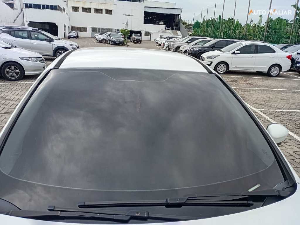 FORD FOCUS 2.0 SE SEDAN 16V FLEX 4P AUTOMATICO