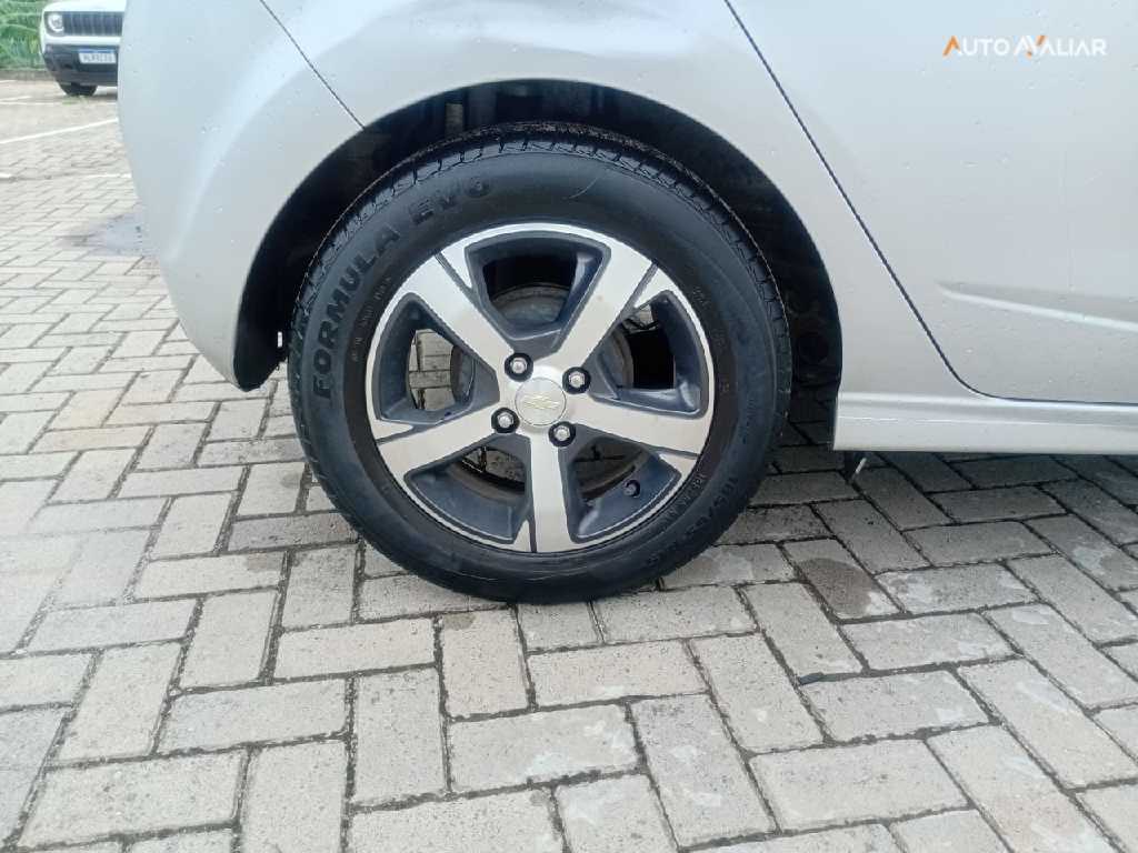 CHEVROLET ONIX 1.4 MPFI LTZ 8V FLEX 4P AUTOMATICO