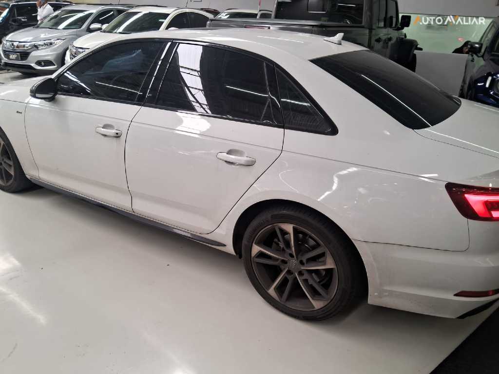 AUDI A4 2.0 TFSI LIMITED EDITION GASOLINA 4P S TRONIC