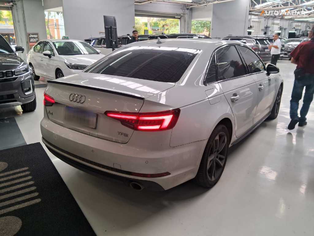 AUDI A4 2.0 TFSI LIMITED EDITION GASOLINA 4P S TRONIC