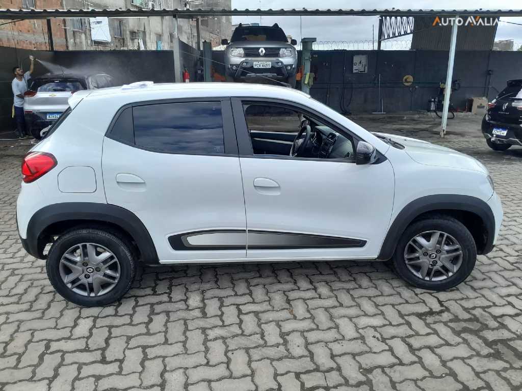 RENAULT KWID 1.0 12V SCE FLEX INTENSE MANUAL