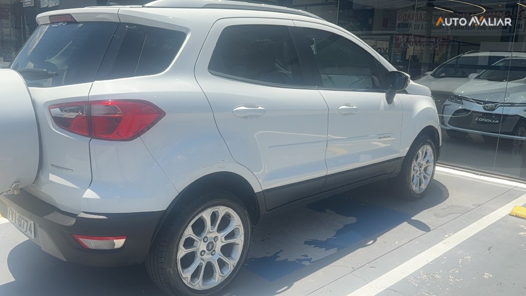 FORD ECOSPORT 1.5 TITANIUM 12V FLEX 5P AUT