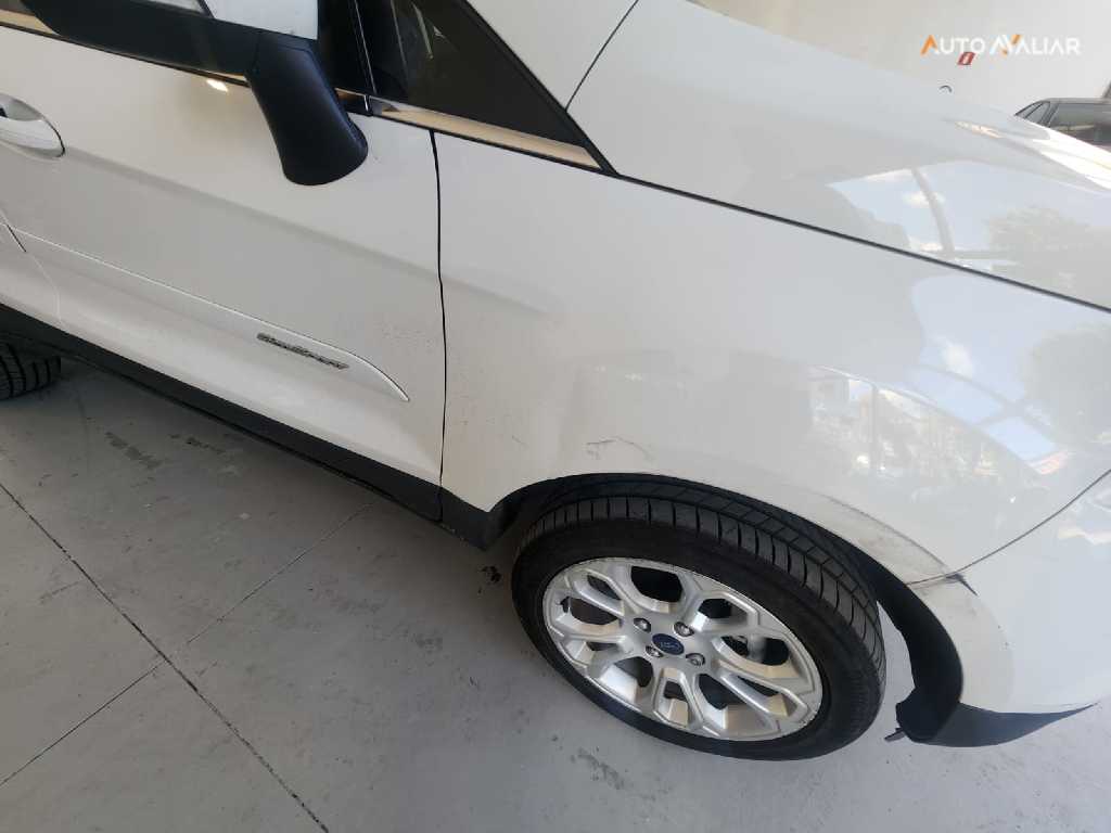 FORD ECOSPORT 1.5 TITANIUM 12V FLEX 5P AUT