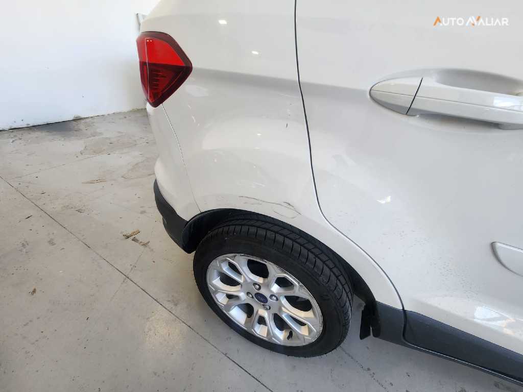 FORD ECOSPORT 1.5 TITANIUM 12V FLEX 5P AUT