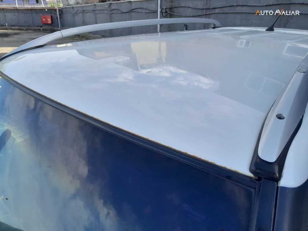 MITSUBISHI PAJERO TR4 2.0 4X4 16V 140CV FLEX 4P AUTOMATICO