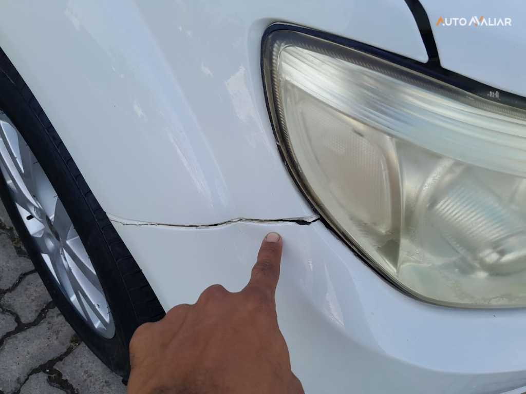 MITSUBISHI PAJERO TR4 2.0 4X4 16V 140CV FLEX 4P AUTOMATICO