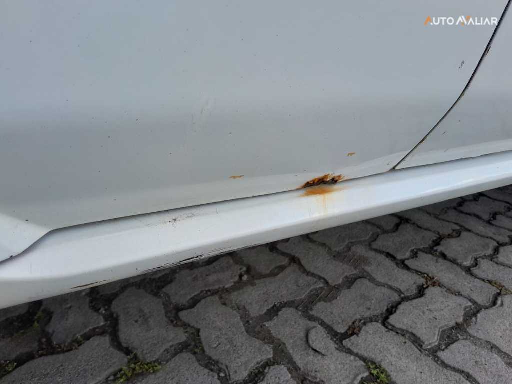 MITSUBISHI PAJERO TR4 2.0 4X4 16V 140CV FLEX 4P AUTOMATICO