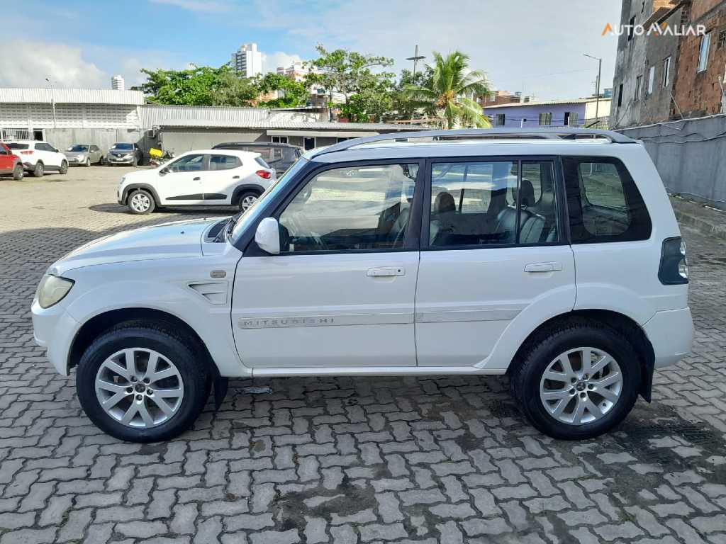 MITSUBISHI PAJERO TR4 2.0 4X4 16V 140CV FLEX 4P AUTOMATICO