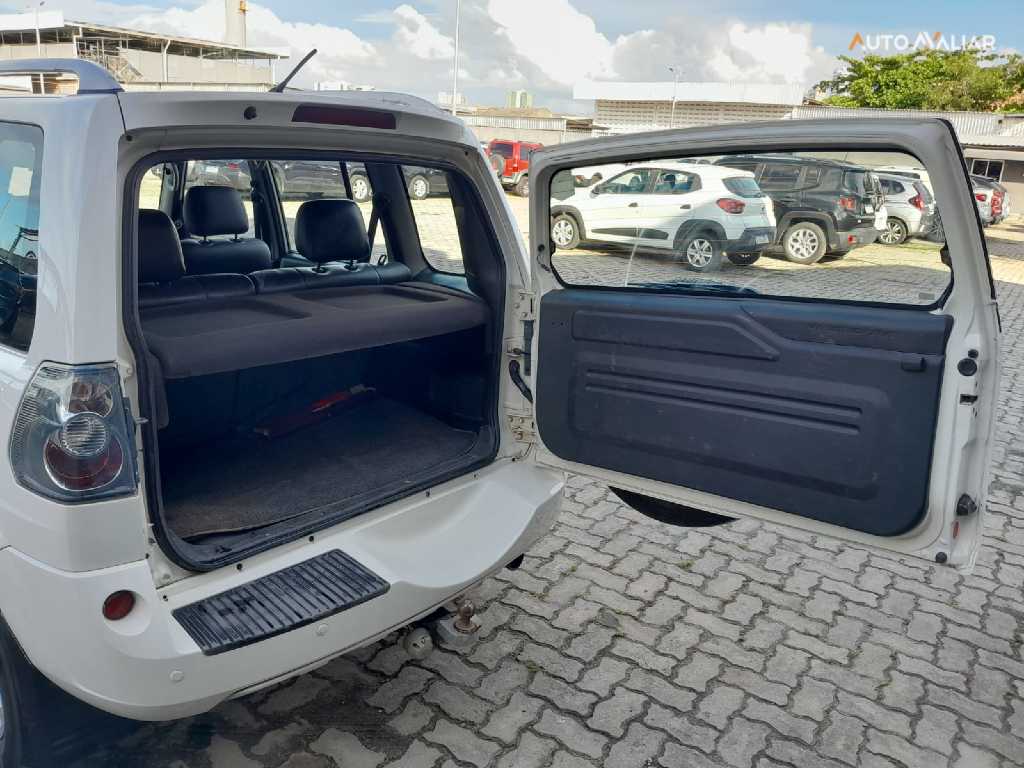 MITSUBISHI PAJERO TR4 2.0 4X4 16V 140CV FLEX 4P AUTOMATICO