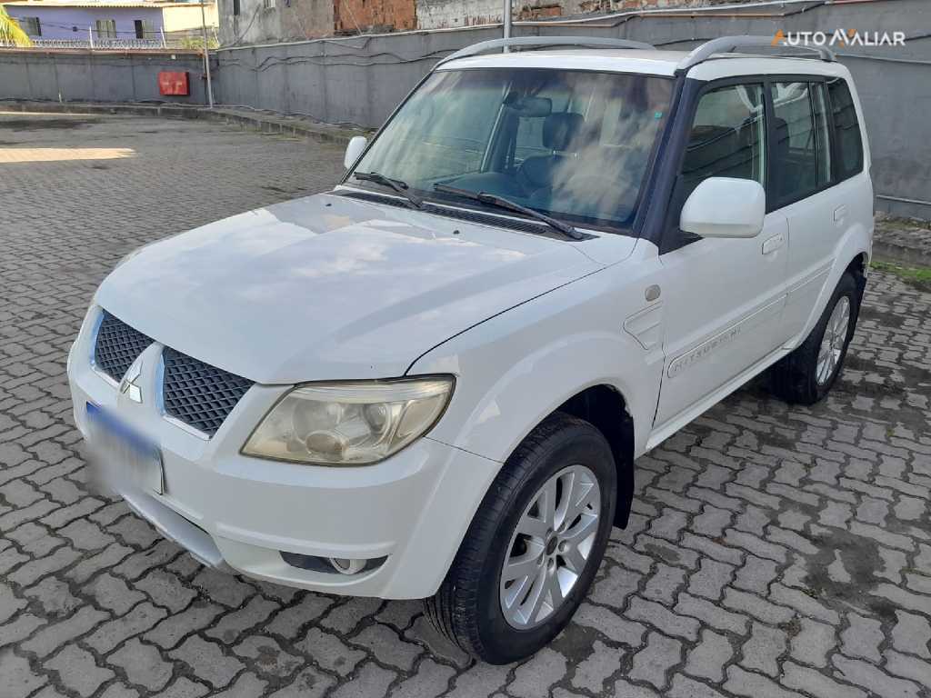 MITSUBISHI PAJERO TR4 2.0 4X4 16V 140CV FLEX 4P AUTOMATICO