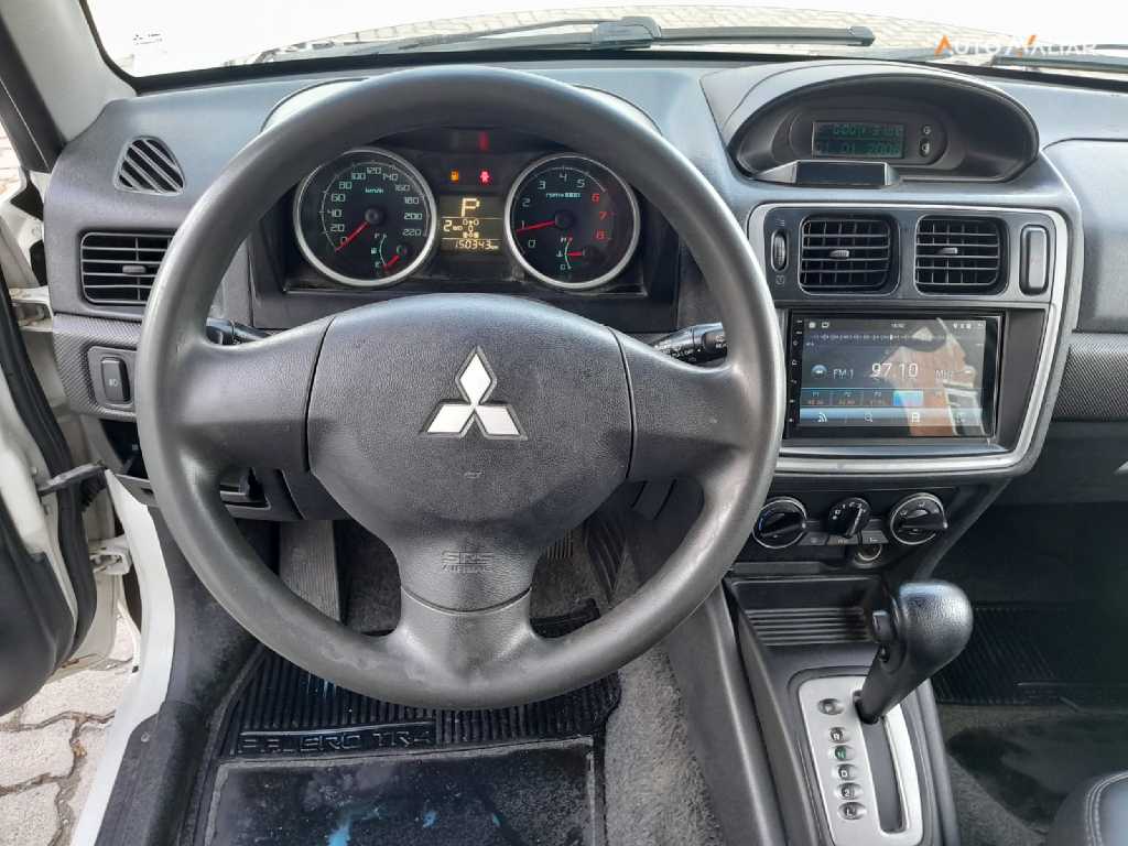 MITSUBISHI PAJERO TR4 2.0 4X4 16V 140CV FLEX 4P AUTOMATICO