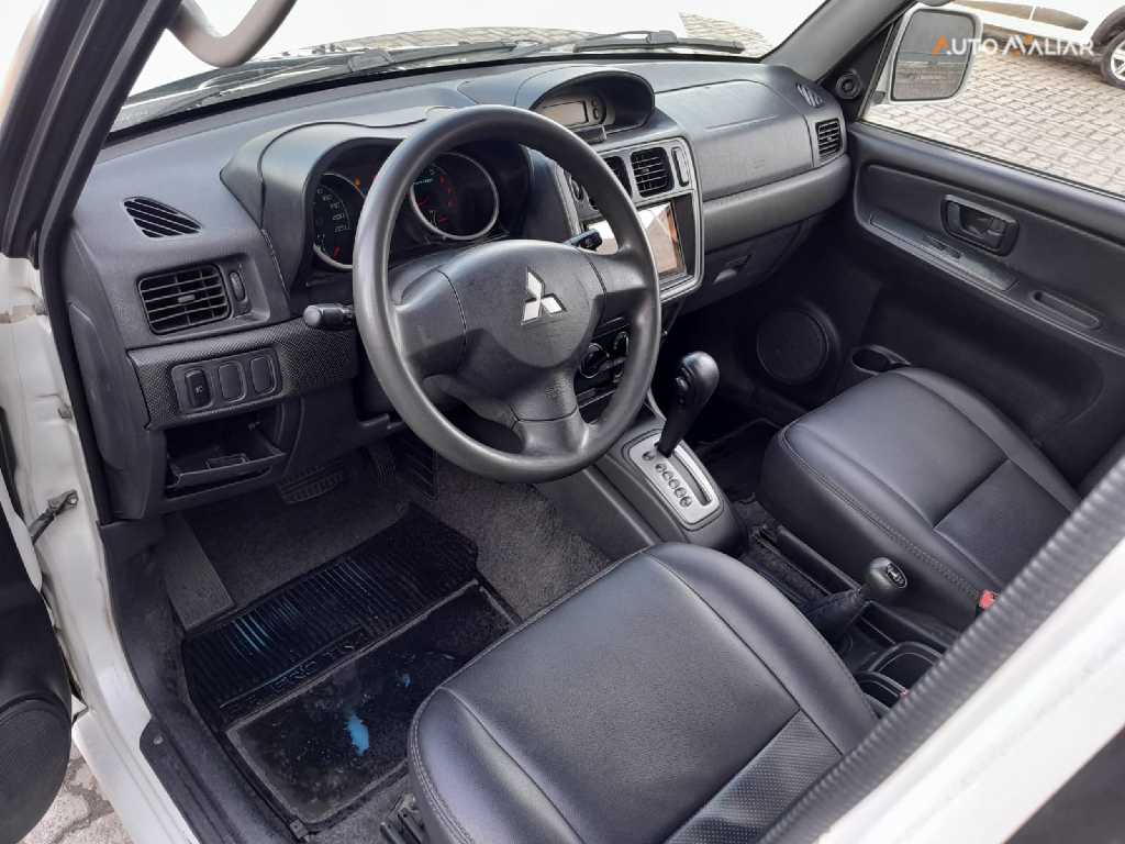 MITSUBISHI PAJERO TR4 2.0 4X4 16V 140CV FLEX 4P AUTOMATICO
