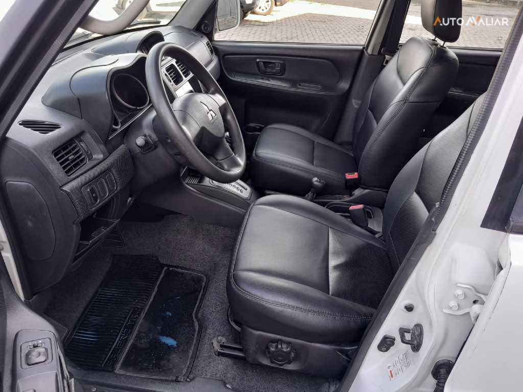 MITSUBISHI PAJERO TR4 2.0 4X4 16V 140CV FLEX 4P AUTOMATICO