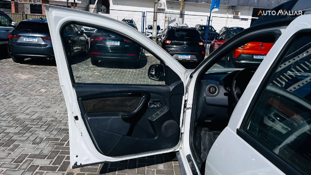 RENAULT DUSTER 1.6 16V SCE FLEX DYNAMIQUE X-TRONIC