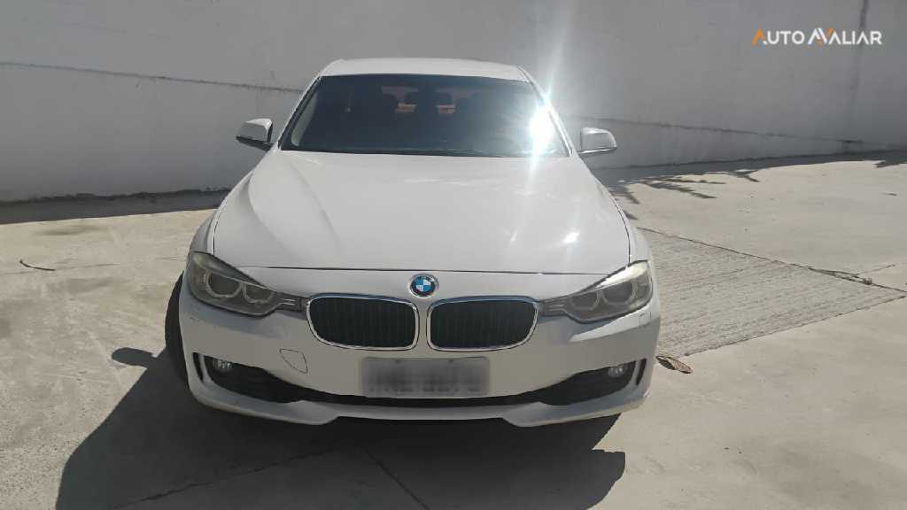 BMW 320I 2.0 16V TURBO ACTIVE FLEX 4P AUTOMATICO