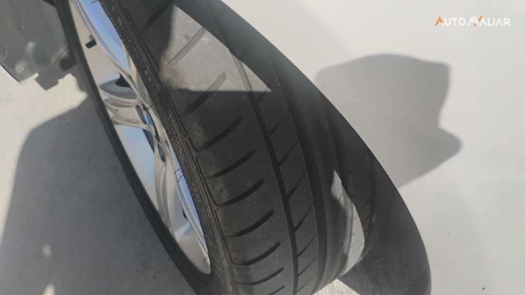 BMW 320I 2.0 16V TURBO ACTIVE FLEX 4P AUTOMATICO