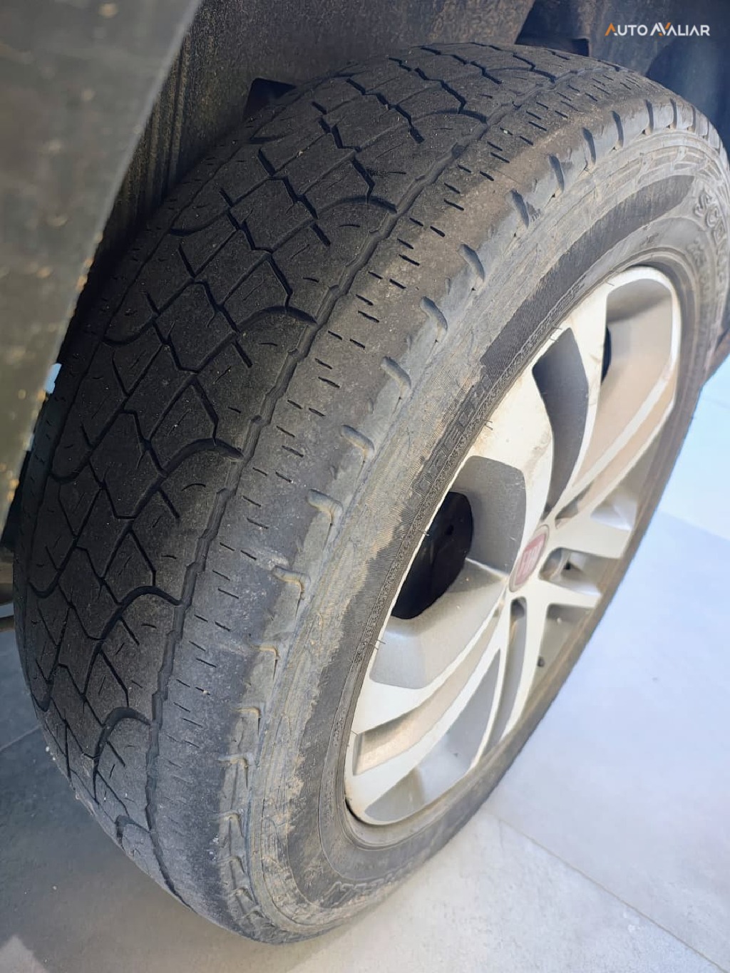 FIAT TORO 2.4 16V MULTIAIR FLEX FREEDOM AT9