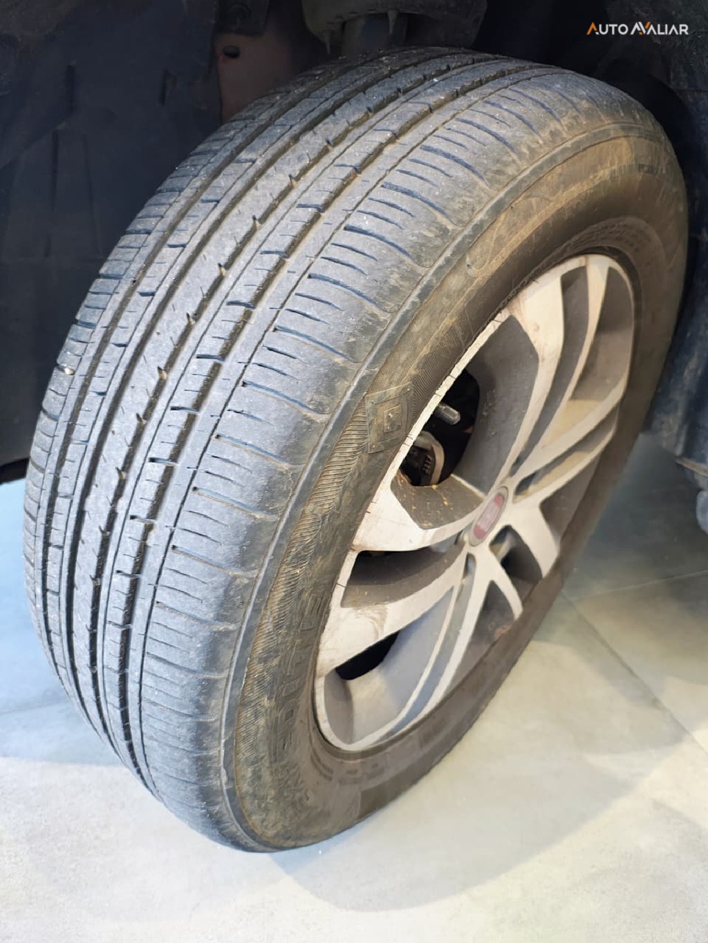 FIAT TORO 2.4 16V MULTIAIR FLEX FREEDOM AT9