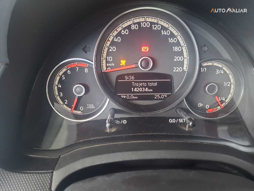 VOLKSWAGEN UP 1.0 170 TSI TOTAL FLEX XTREME 4P MANUAL