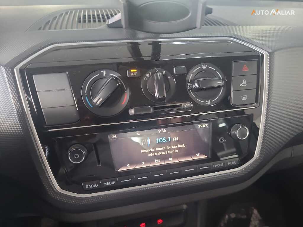 VOLKSWAGEN UP 1.0 170 TSI TOTAL FLEX XTREME 4P MANUAL