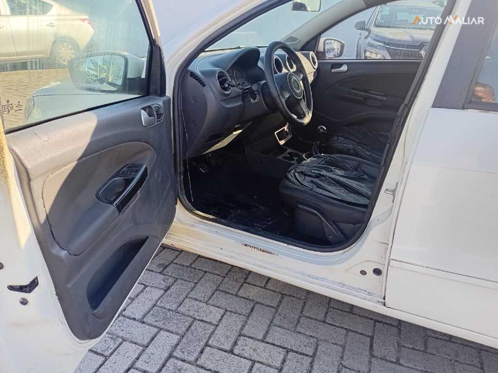 VOLKSWAGEN GOL 1.0 MI 8V FLEX 4P MANUAL
