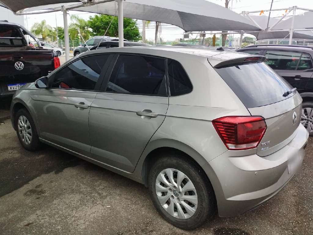 VOLKSWAGEN POLO 1.0 200 TSI FLEX 