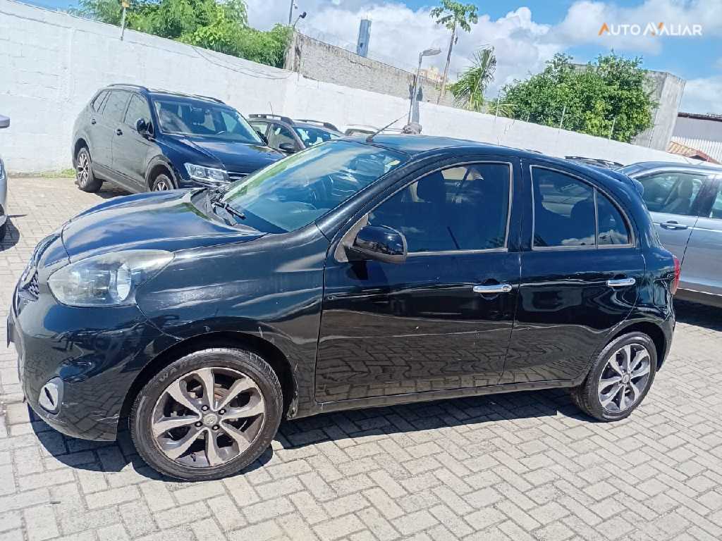 NISSAN MARCH 1.6 SL 16V FLEX 4P XTRONIC