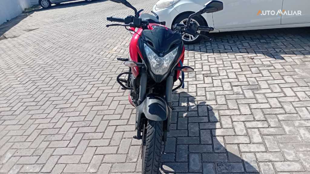 BAJAJ DOMINAR 160 DOMINAR 160