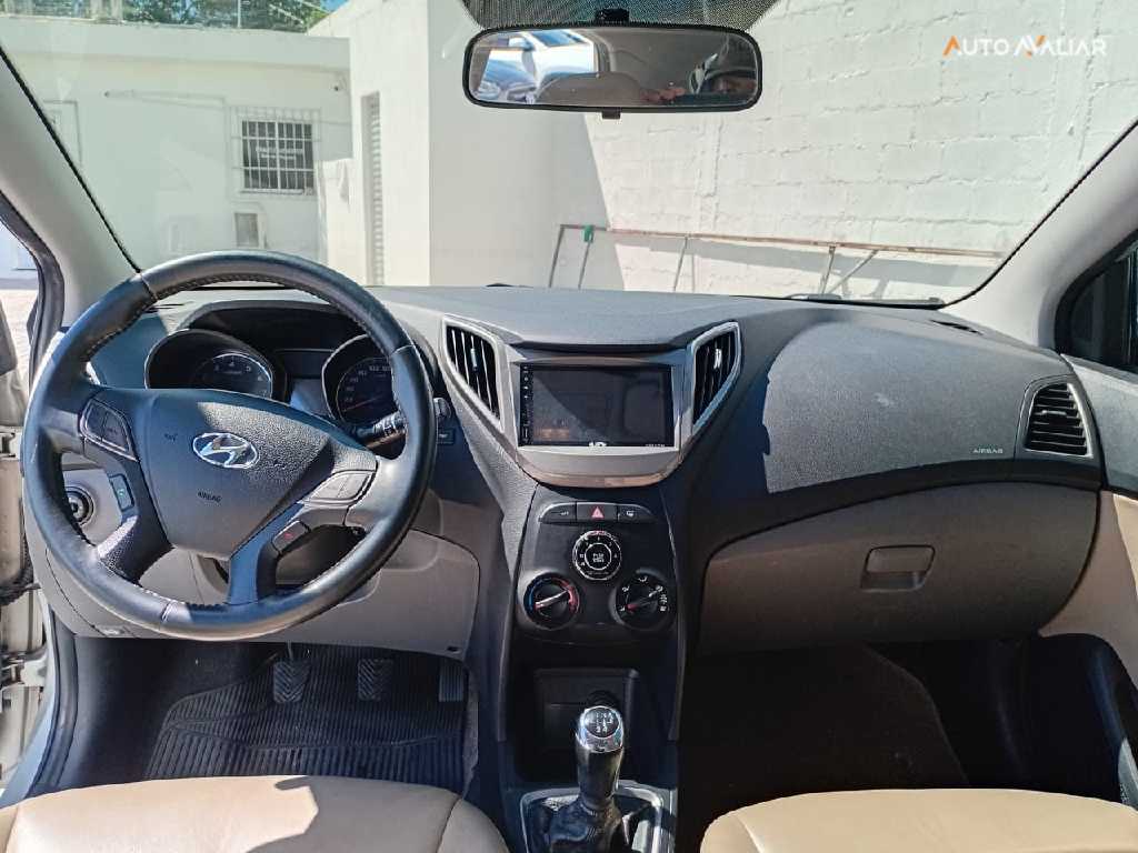 HYUNDAI HB20 1.6 PREMIUM 16V FLEX 4P MANUAL